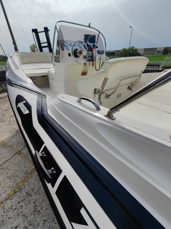 Gommone ZAR 61 + SUZUKI 175